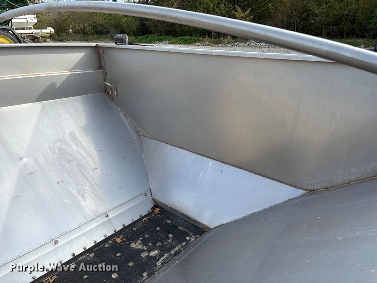 image for item EN5768 New Leader MultApplier L4000G4 spreader bed insert