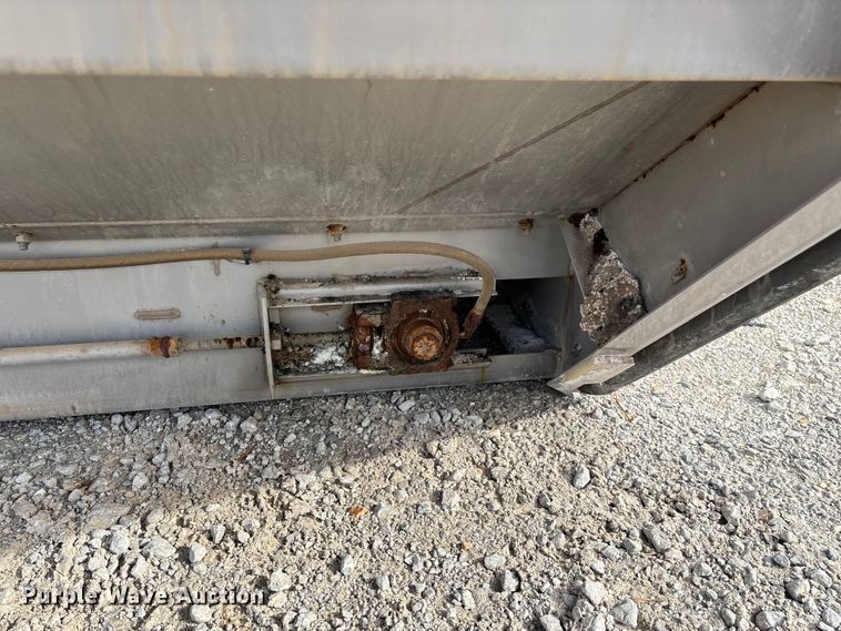 image for item EN5768 New Leader MultApplier L4000G4 spreader bed insert