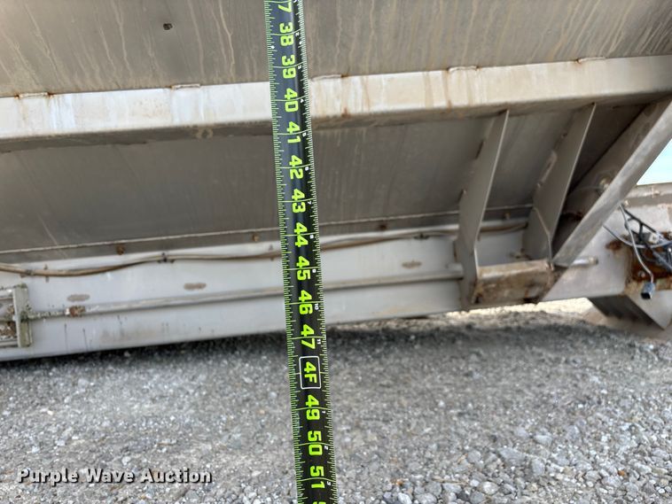 image for item EN5768 New Leader MultApplier L4000G4 spreader bed insert