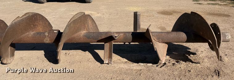 image for item EP0806 2004 International 7400 feed mixer truck