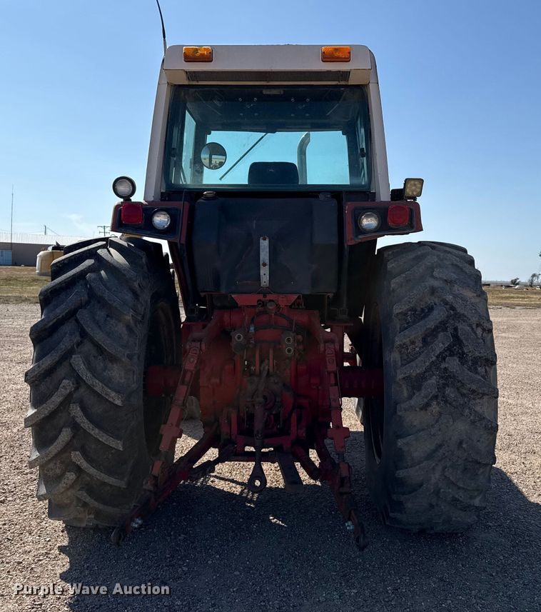 image for item EP0807 International 1586 tractor