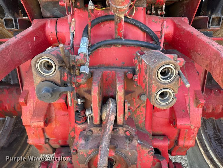 image for item EP0807 International 1586 tractor