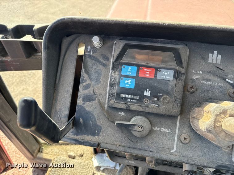 image for item EP0807 International 1586 tractor