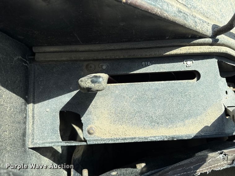 image for item EP0807 International 1586 tractor