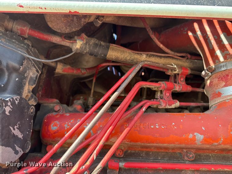 image for item EP0807 International 1586 tractor