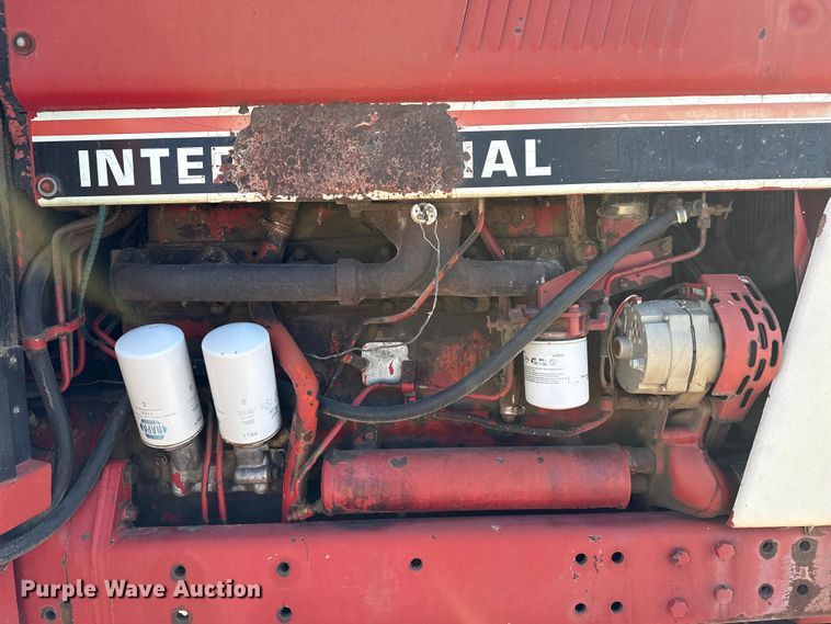 image for item EP0807 International 1586 tractor