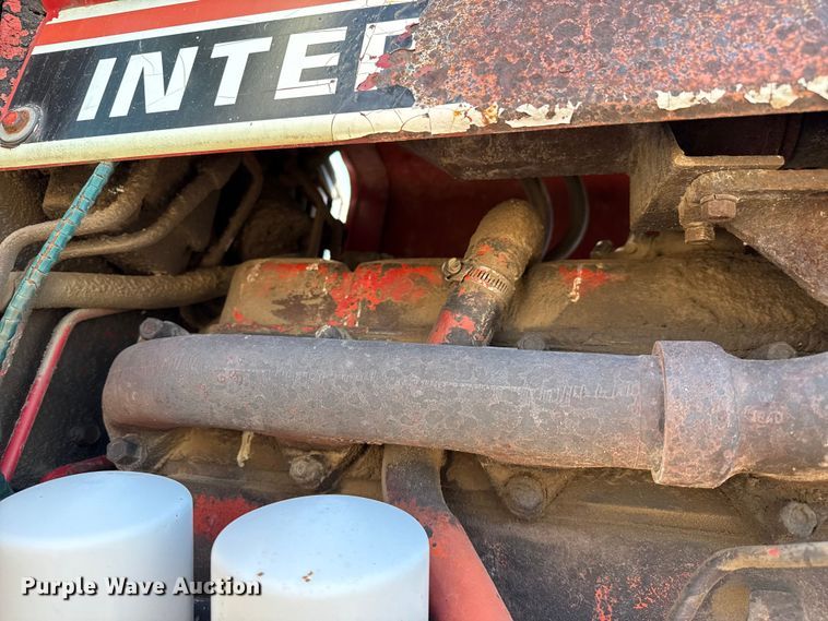 image for item EP0807 International 1586 tractor