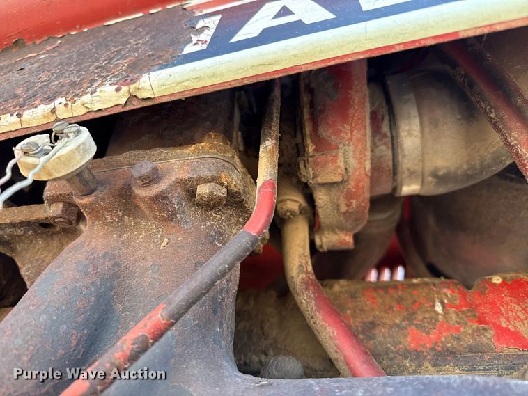 image for item EP0807 International 1586 tractor