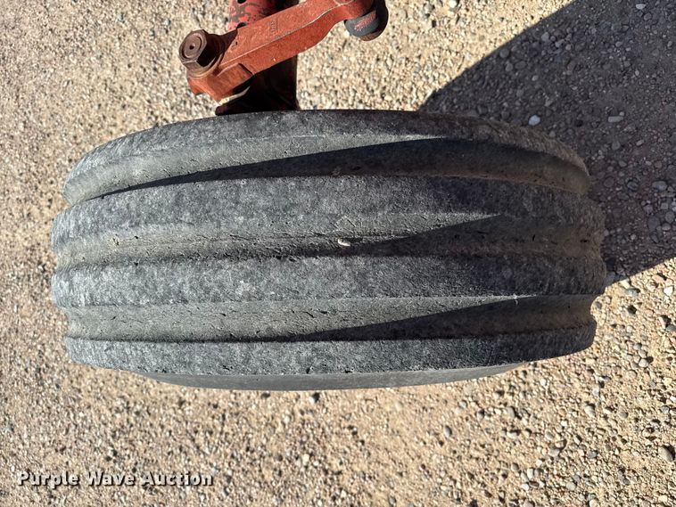 image for item EP0807 International 1586 tractor