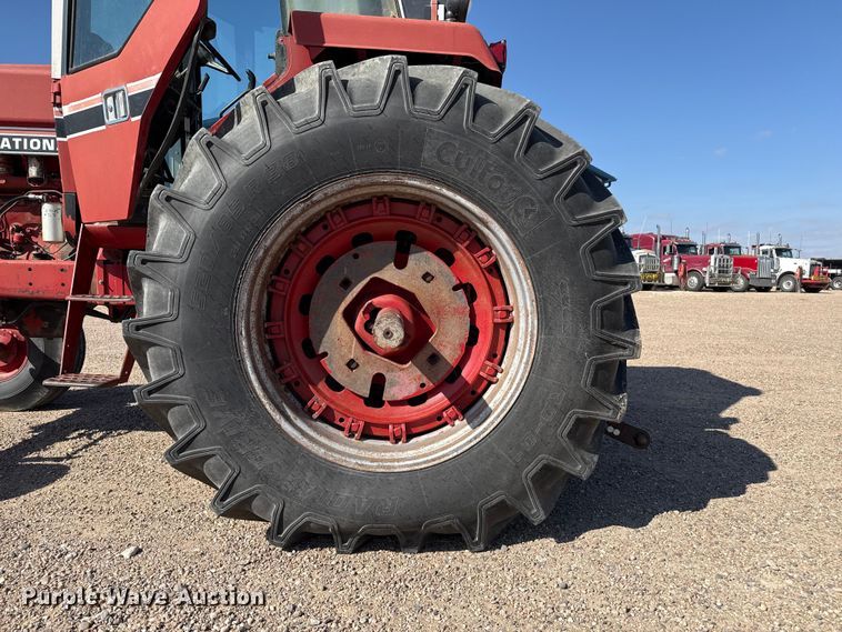 image for item EP0807 International 1586 tractor