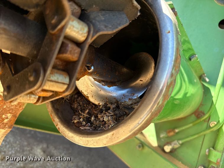 image for item EP0828 1981 John Deere 7720 Turbo combine