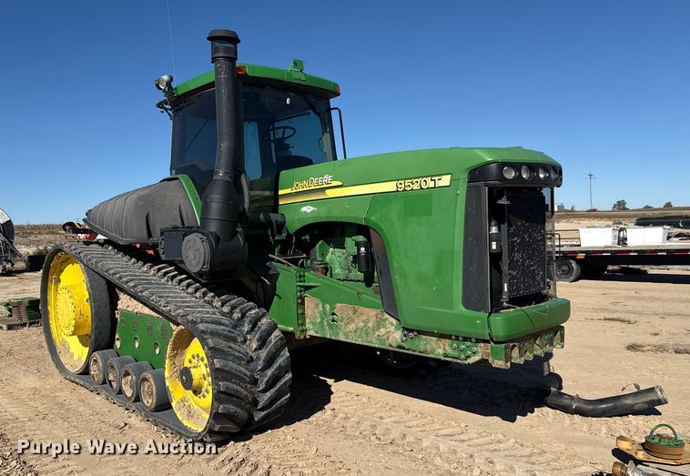 image for item EP0830 2003 John Deere 9520T tractor