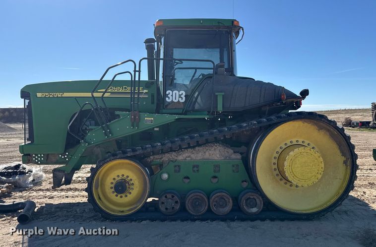 image for item EP0830 2003 John Deere 9520T tractor