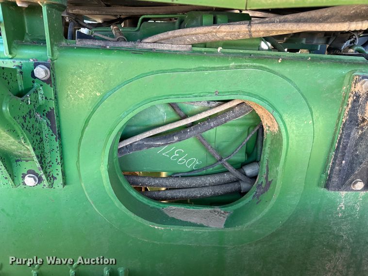 image for item EP0830 2003 John Deere 9520T tractor