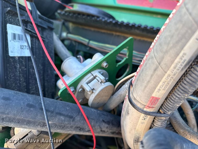 image for item EP0830 2003 John Deere 9520T tractor