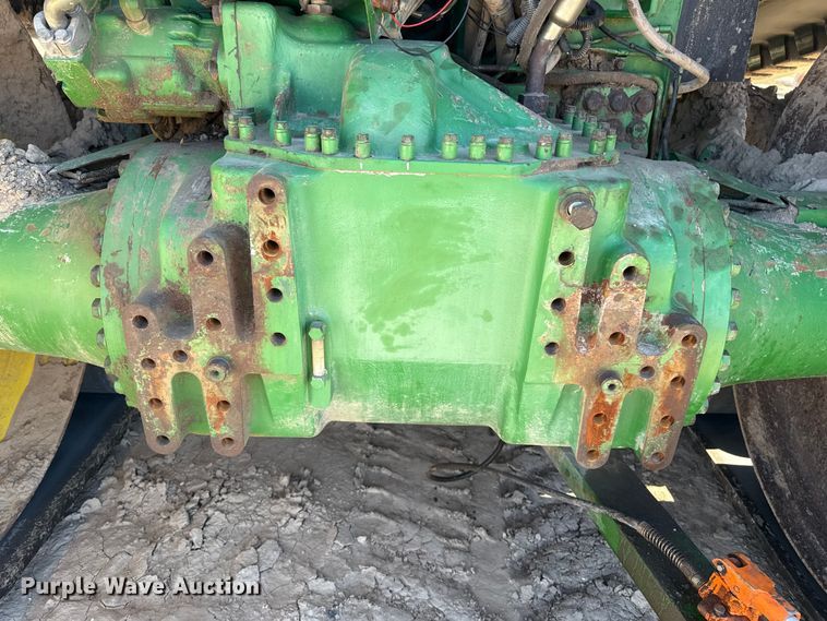 image for item EP0830 2003 John Deere 9520T tractor