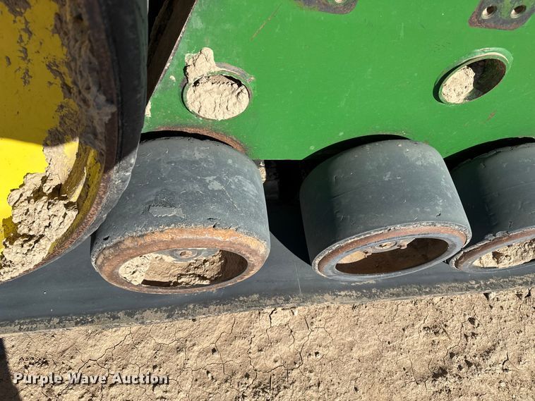 image for item EP0830 2003 John Deere 9520T tractor