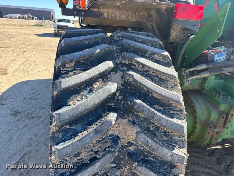 image for item EP0830 2003 John Deere 9520T tractor