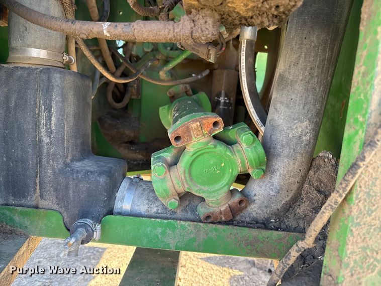 image for item EP0831 2002 John Deere 9420T tractor