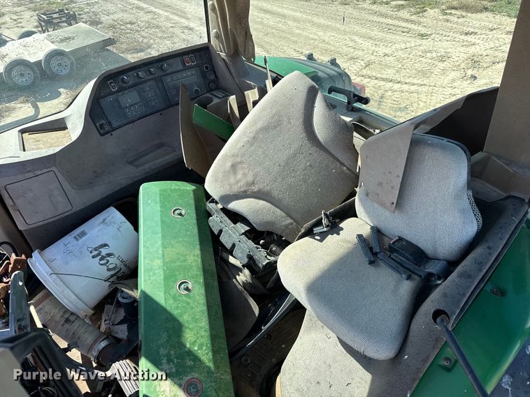 image for item EP0831 2002 John Deere 9420T tractor