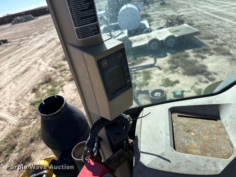 image for item EP0831 2002 John Deere 9420T tractor