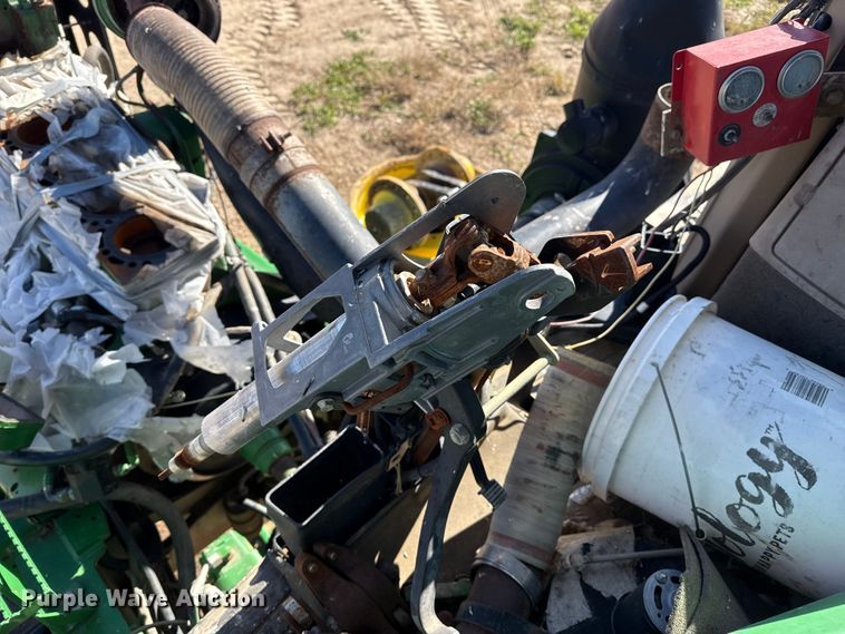 image for item EP0831 2002 John Deere 9420T tractor