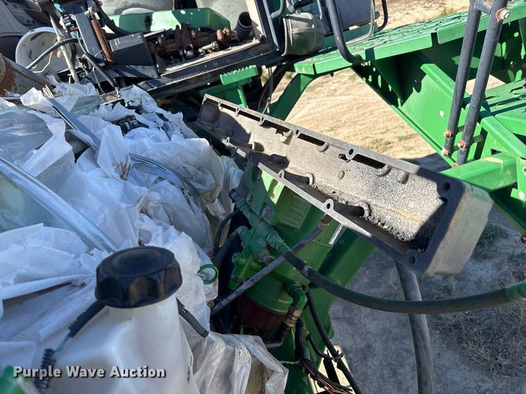 image for item EP0831 2002 John Deere 9420T tractor