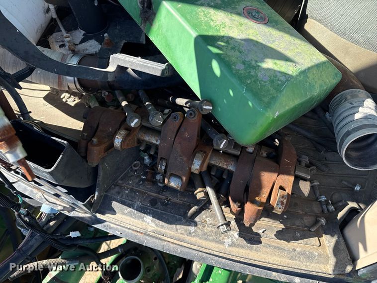 image for item EP0831 2002 John Deere 9420T tractor