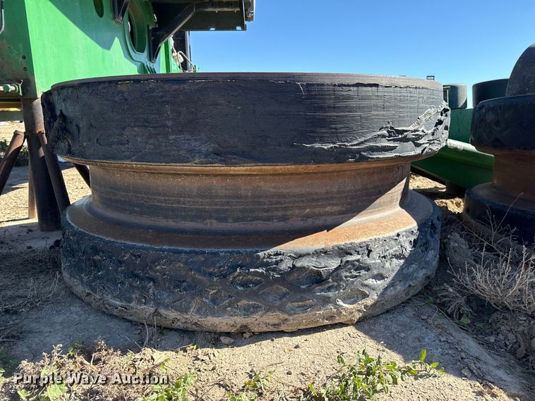 image for item EP0831 2002 John Deere 9420T tractor