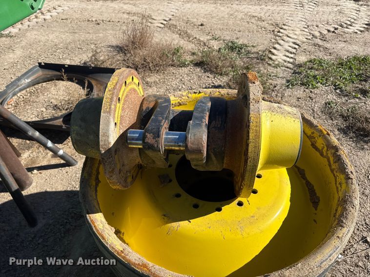 image for item EP0831 2002 John Deere 9420T tractor