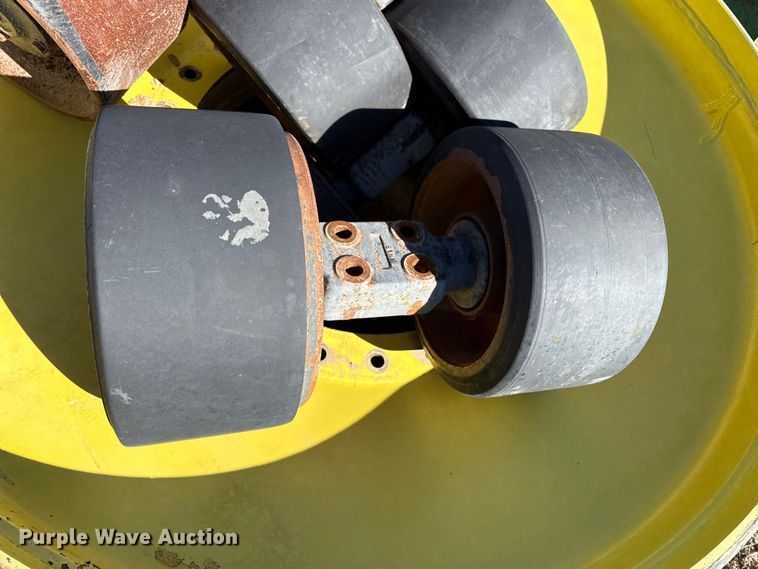 image for item EP0831 2002 John Deere 9420T tractor