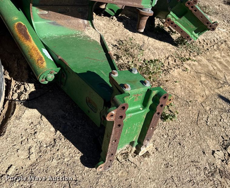 image for item EP0831 2002 John Deere 9420T tractor