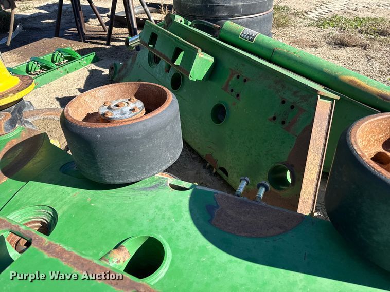 image for item EP0831 2002 John Deere 9420T tractor