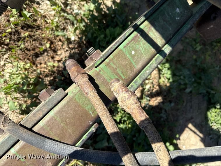 image for item EP0832 John Deere tandem disk