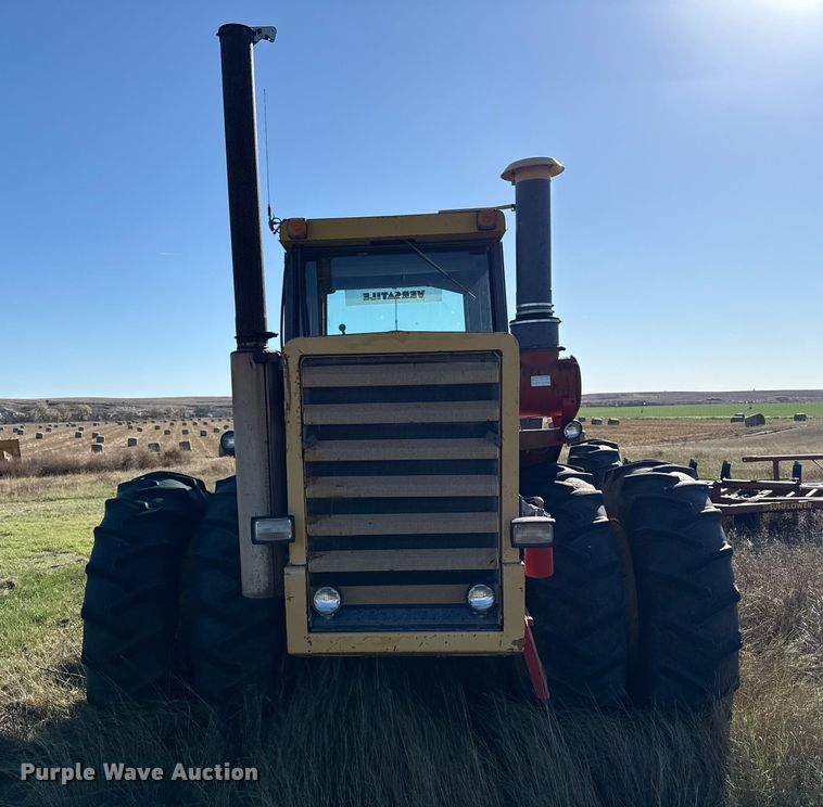 image for item EP0834 1978 Versatile 855 4WD tractor