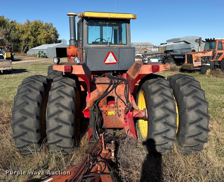 image for item EP0834 1978 Versatile 855 4WD tractor