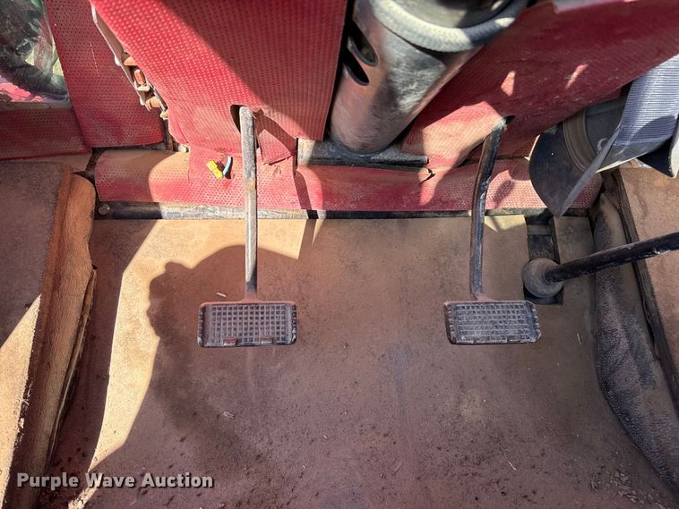 image for item EP0834 1978 Versatile 855 4WD tractor