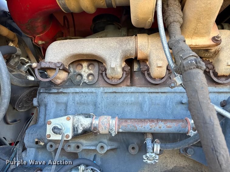 image for item EP0834 1978 Versatile 855 4WD tractor