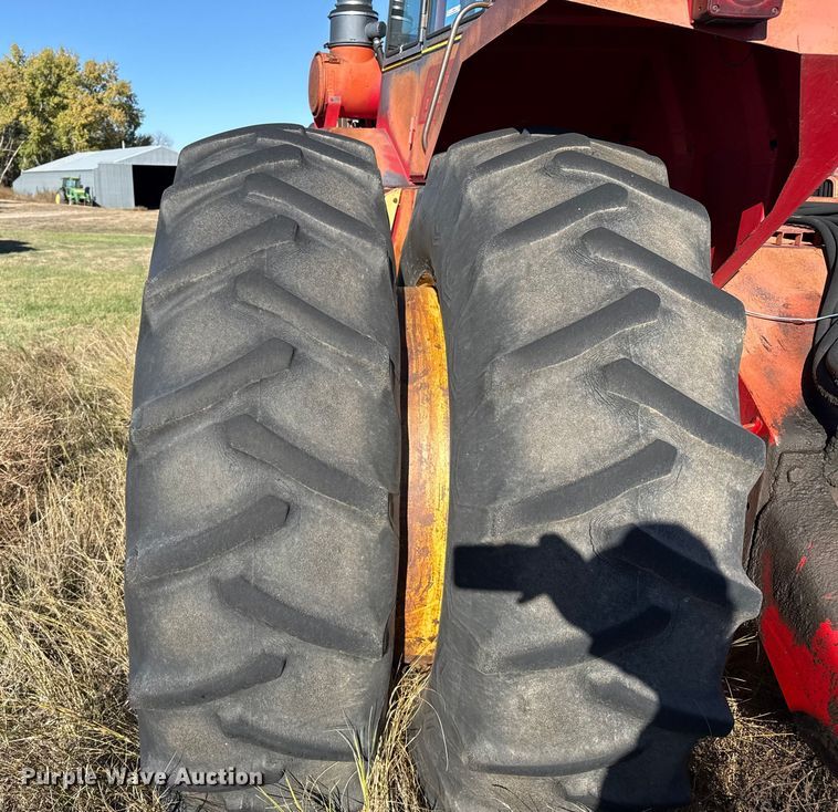 image for item EP0834 1978 Versatile 855 4WD tractor