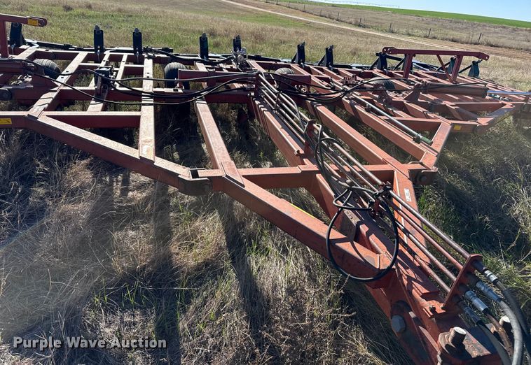 image for item EP0835 Sunflower 3270 sweep plow