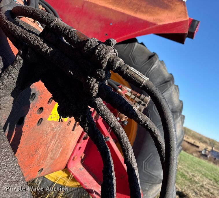 image for item EP0835 Sunflower 3270 sweep plow