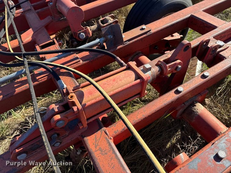 image for item EP0835 Sunflower 3270 sweep plow