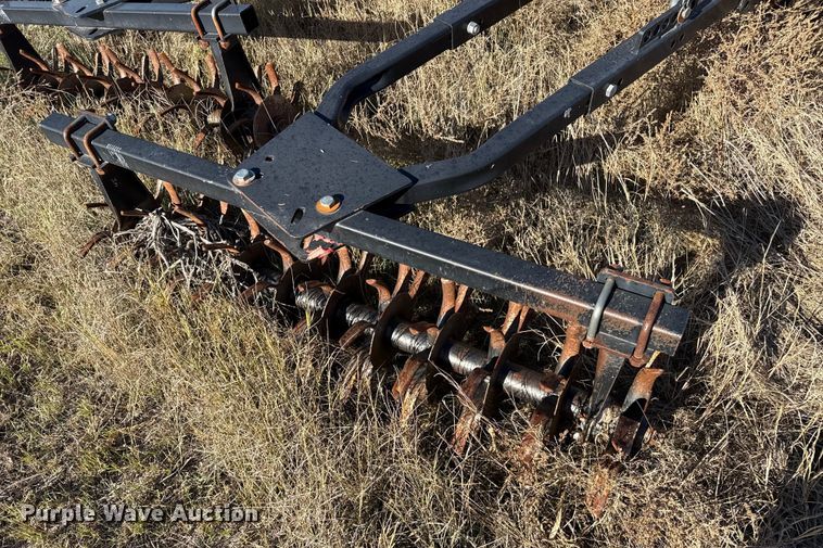 image for item EP0835 Sunflower 3270 sweep plow