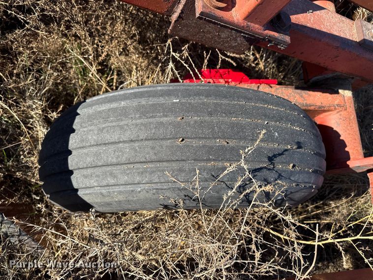 image for item EP0835 Sunflower 3270 sweep plow