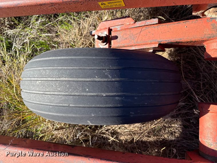 image for item EP0835 Sunflower 3270 sweep plow