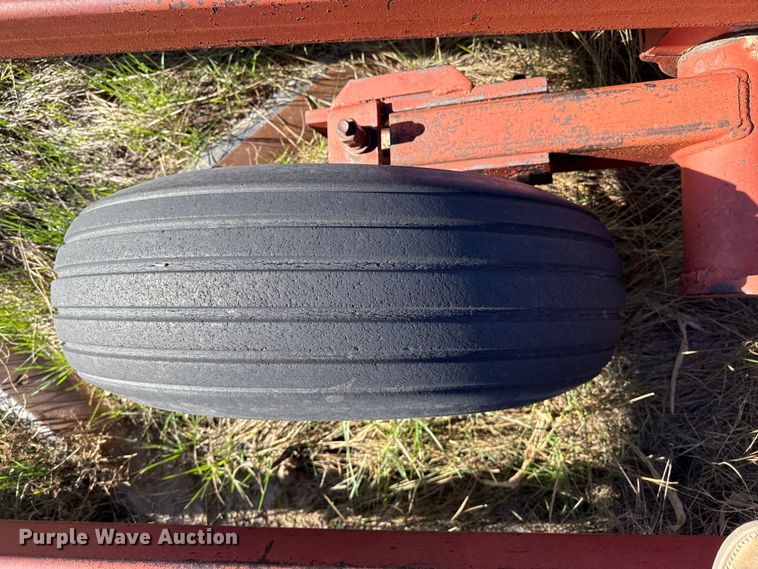 image for item EP0835 Sunflower 3270 sweep plow