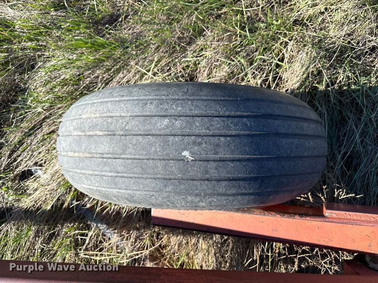 image for item EP0835 Sunflower 3270 sweep plow