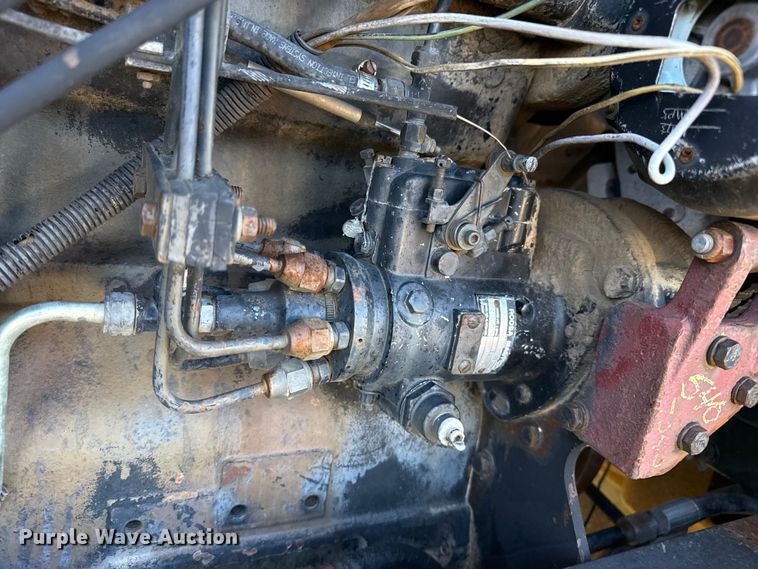 image for item EP0836 Allis-Chalmers 7080 tractor