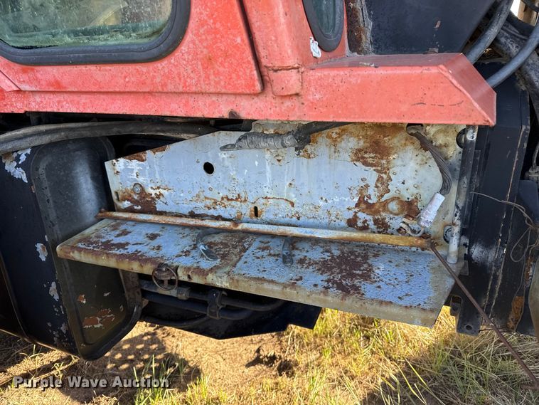 image for item EP0836 Allis-Chalmers 7080 tractor