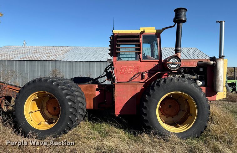 image for item EP0837 Versatile 850 4WD tractor